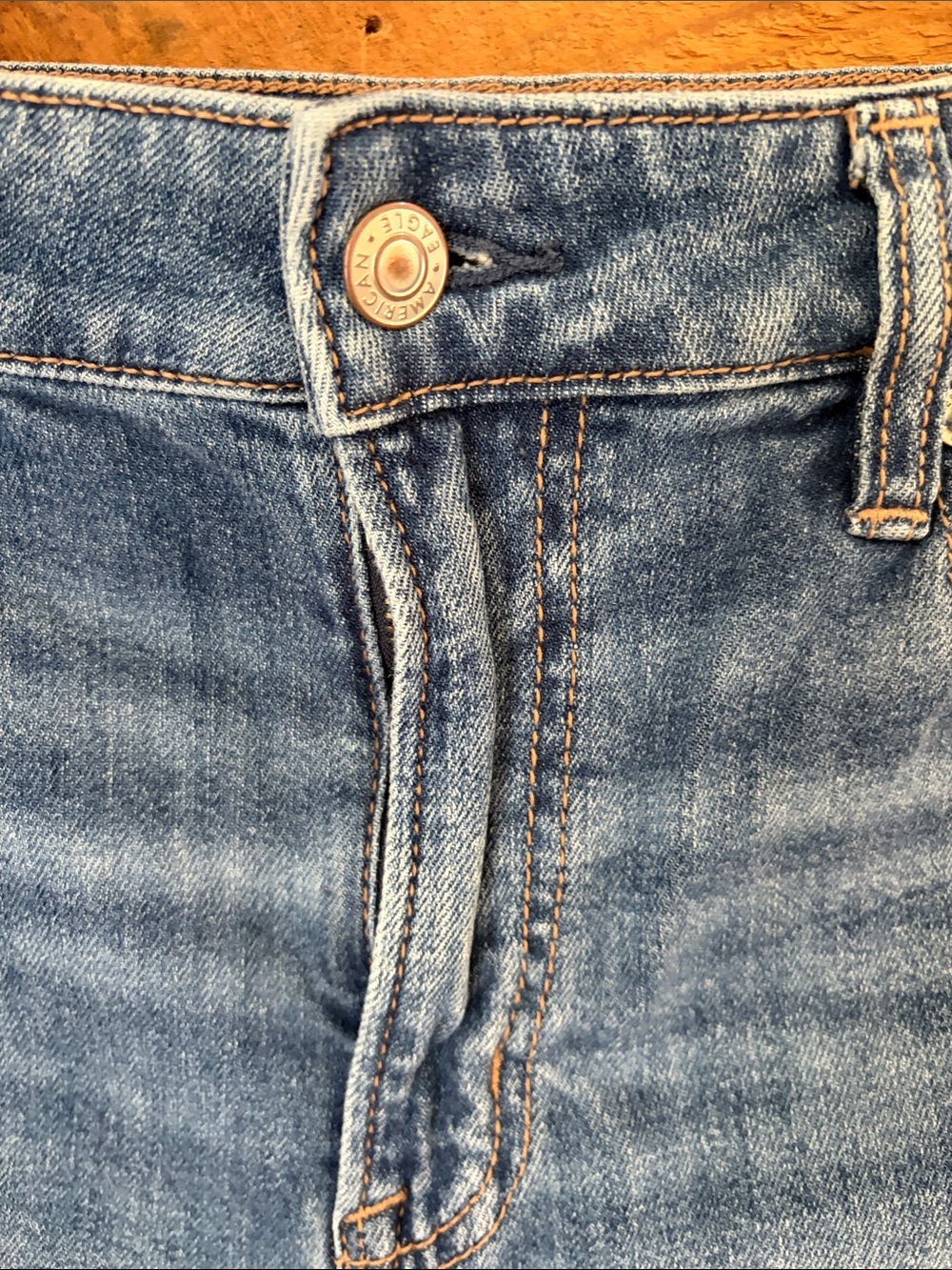 American Eagle Outfitters Light Blue High-Rise Distressed Wide-Leg Jeans - Picture 3 of 7